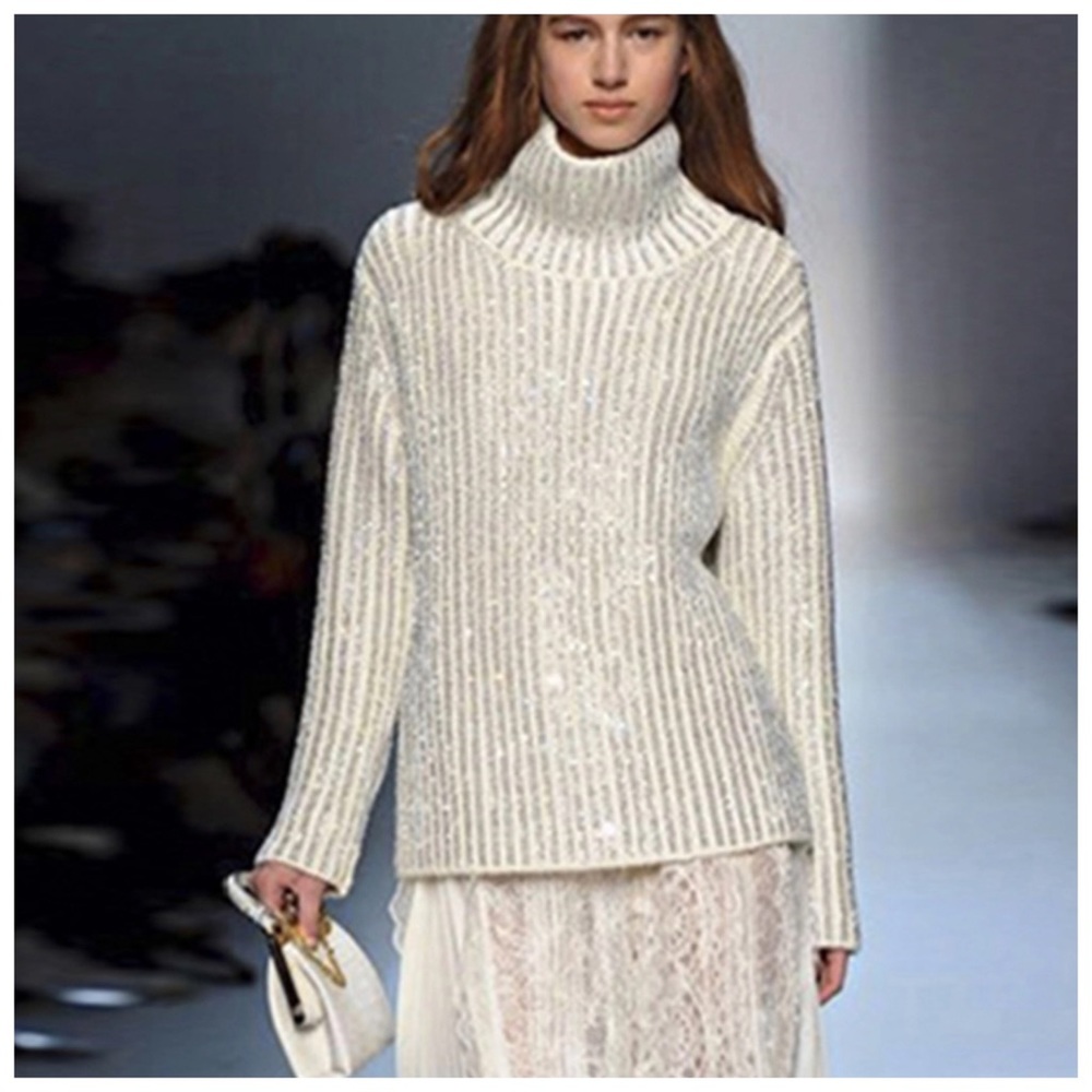 🛍 The Kenzi Metallic Sequin Turtleneck Sweater Great for upcoming holidays